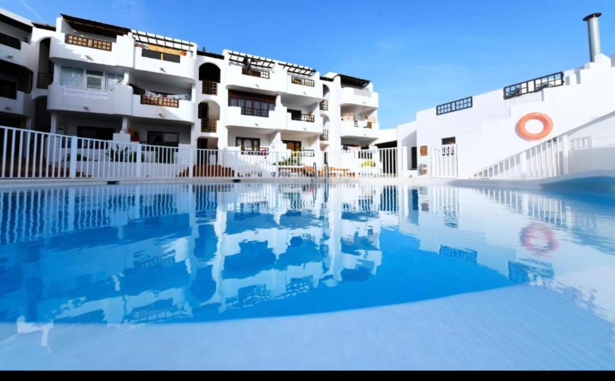 Apartamento Torres Коста-Тегисе Экстерьер фото